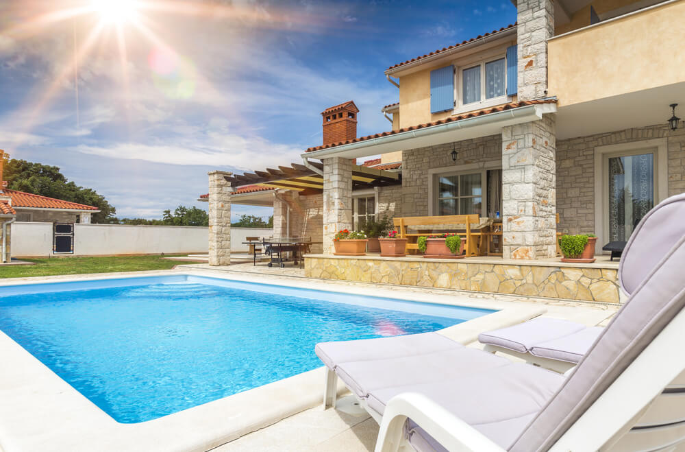 How a Swimming Pool Adds Value to Your Home