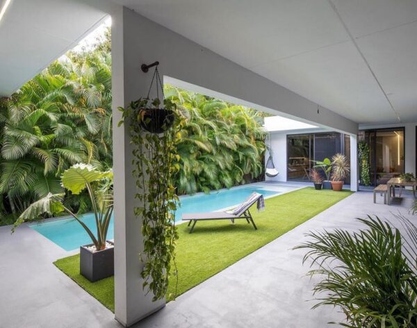 Residential Modern Pool Designs 600x472 