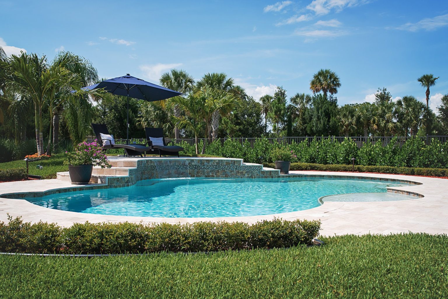 Luxury Pool Builders | Custom Pool Design & Construction - Florida Pool ...